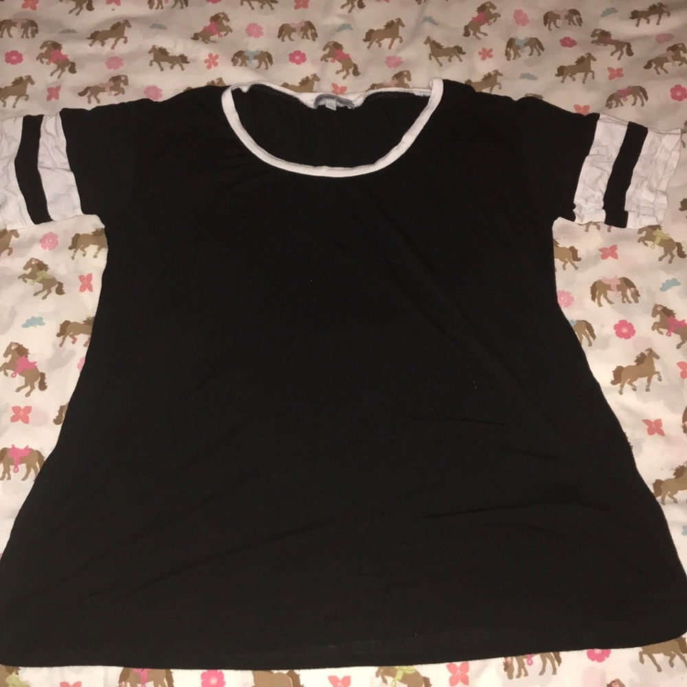 Comfy black shirt